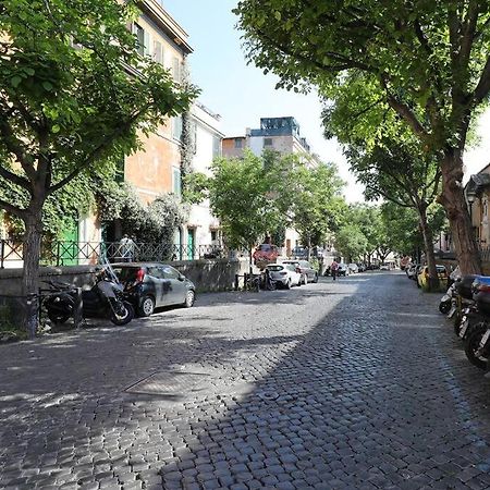 Blu Flamingo Trilussa Apartment Rome Bagian luar foto