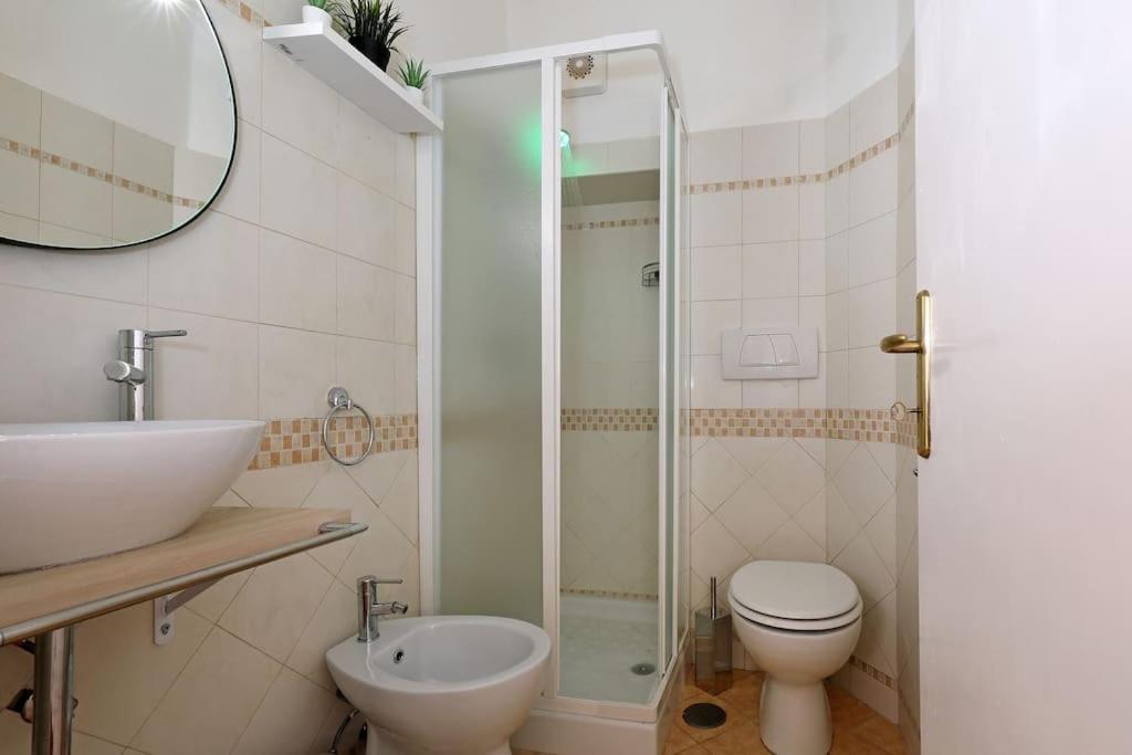 Blu Flamingo Trilussa Apartment Rome Bagian luar foto