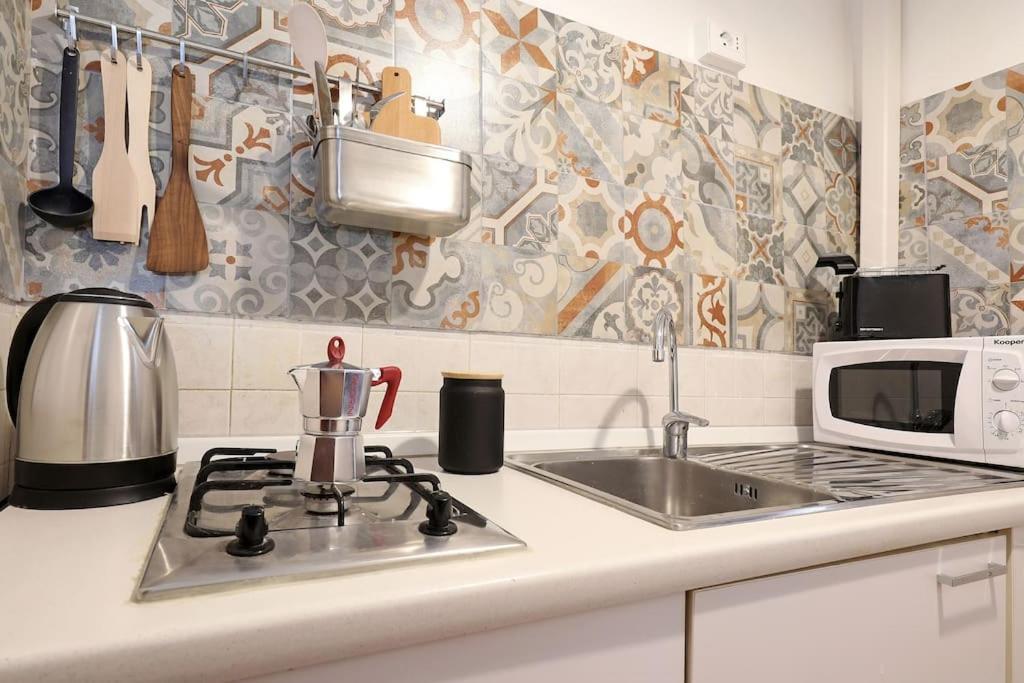 Blu Flamingo Trilussa Apartment Rome Bagian luar foto