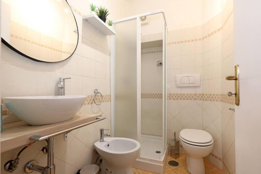 Blu Flamingo Trilussa Apartment Rome Bagian luar foto